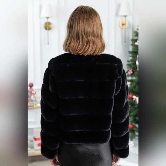 TIMING-AVARA Janet Faux  Fur Jacket- Black - Picture 7 of 13